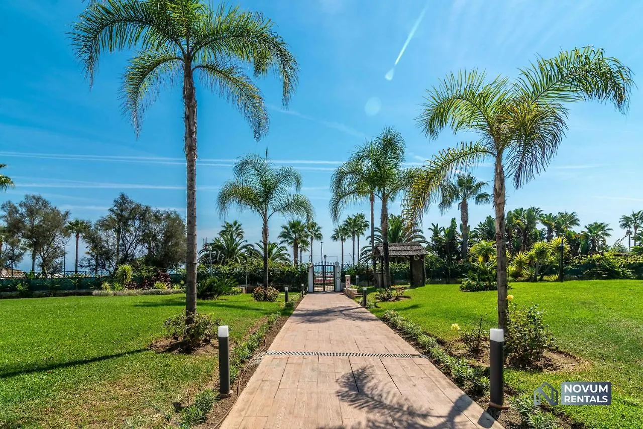 Puerto Banus Finest 2-Bdrm Apt - 50 Metres To Beach Marbella